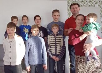 Благодійна допомога для сімʼї Талалаєнків