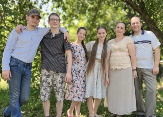 Благодійна допомога для сімʼї Шуляків